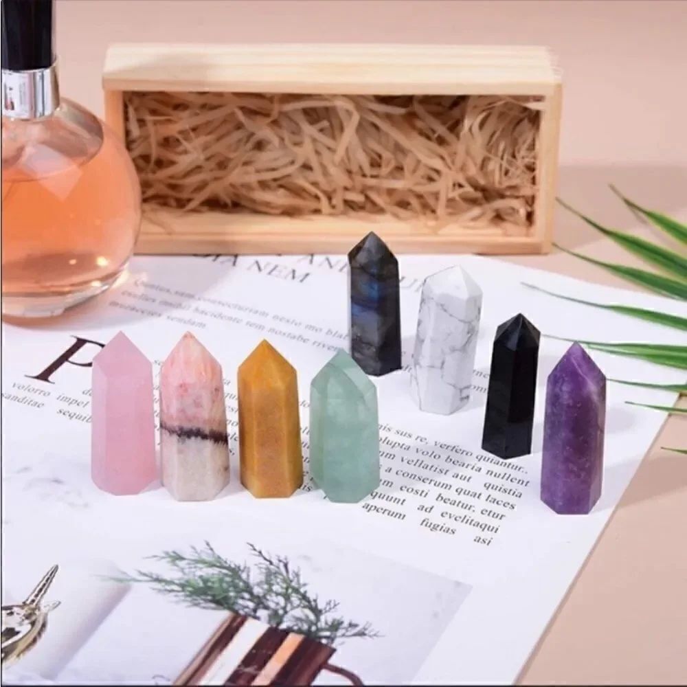 8pcs Natural Raw Crystal Gift Set - Picture 4 of 7